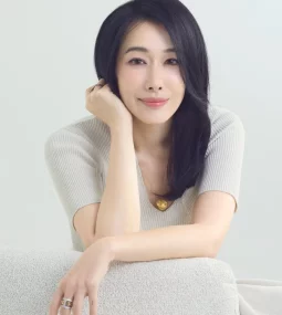 ELLE矽谷電波專訪_陳妍嵐_琢璞診所